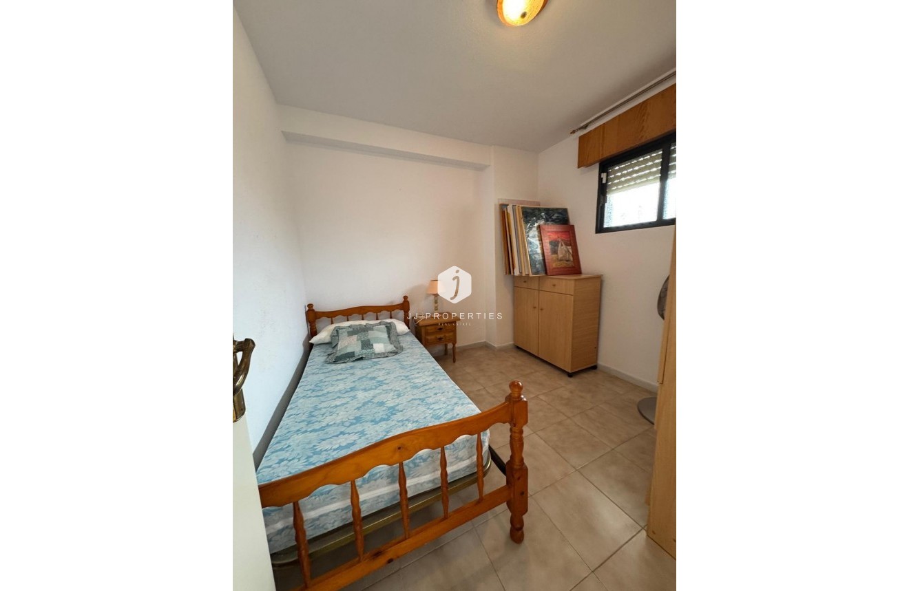 Tweedehands - Appartement / flat -
Torrevieja - Cabo cervera