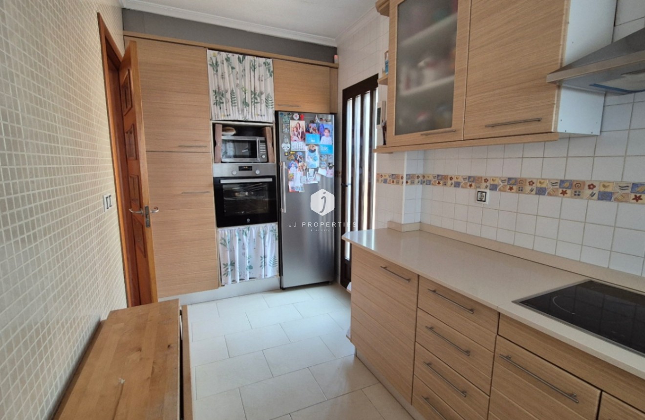 D'occasion - Villa -
Torrevieja - Costa Blanca