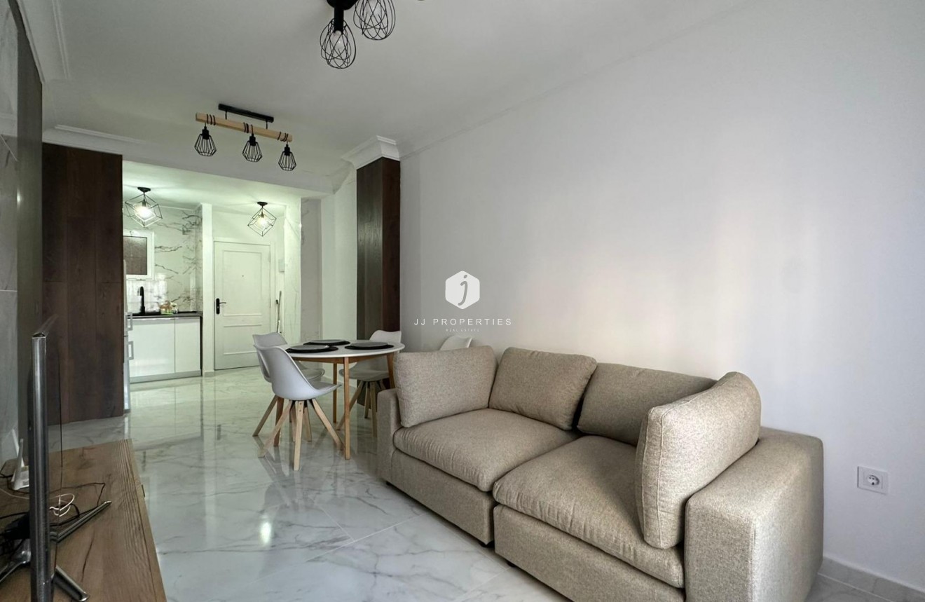 Aus zweiter Hand - Wohnung -
Torrevieja