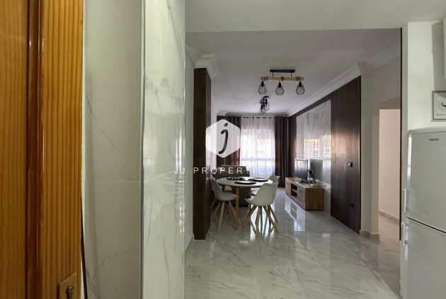Aus zweiter Hand - Wohnung -
Torrevieja