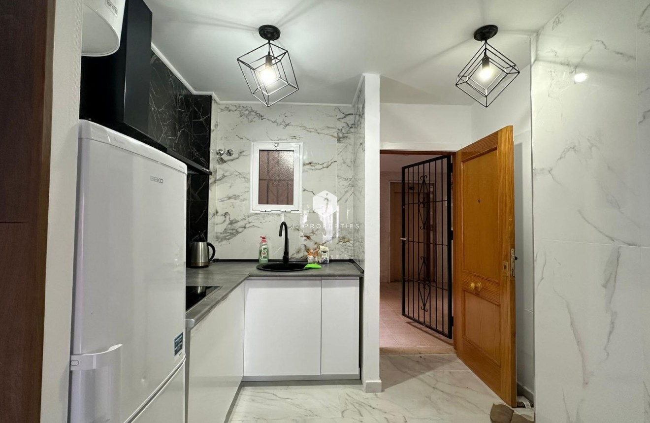 Aus zweiter Hand - Wohnung -
Torrevieja