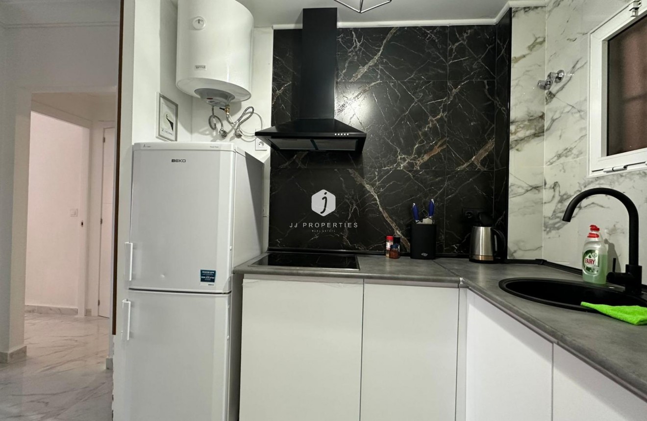 Aus zweiter Hand - Wohnung -
Torrevieja