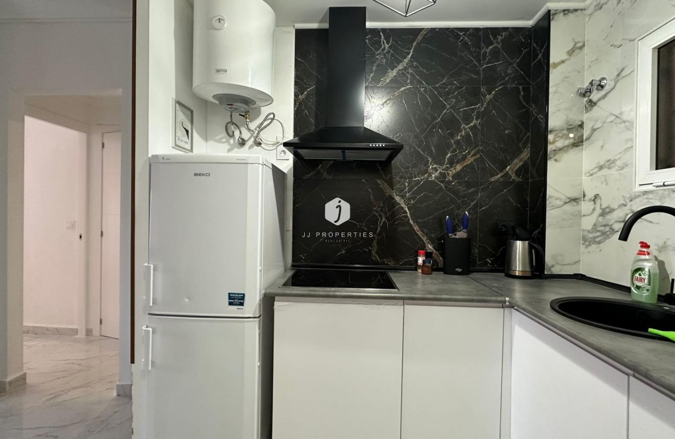 Aus zweiter Hand - Wohnung -
Torrevieja