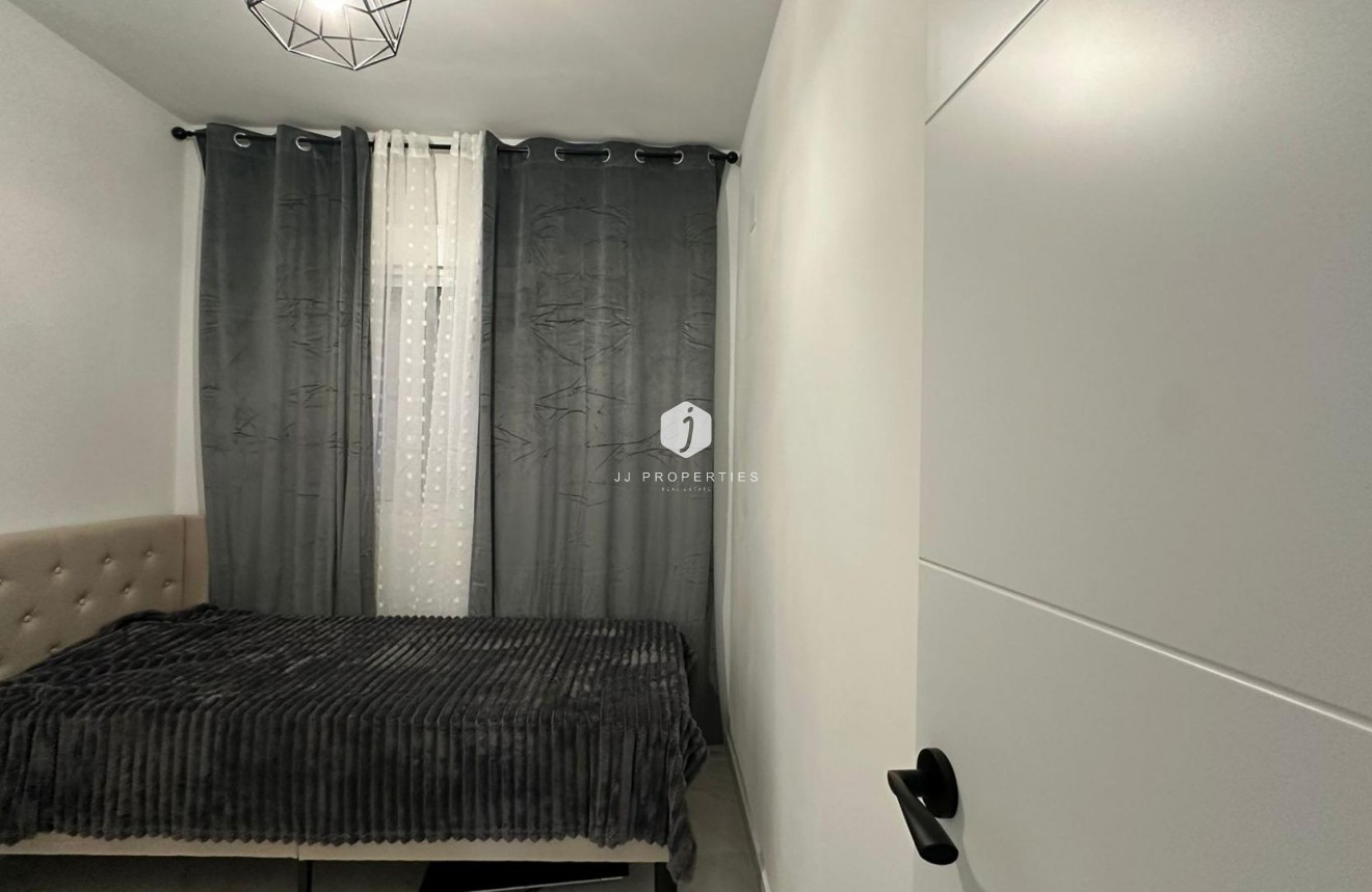 Aus zweiter Hand - Wohnung -
Torrevieja