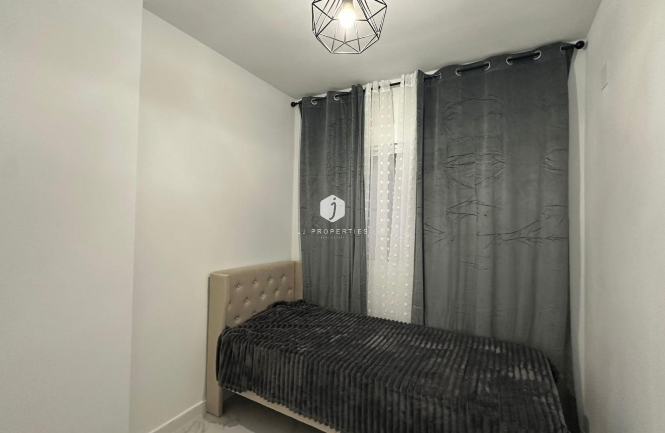 Aus zweiter Hand - Wohnung -
Torrevieja