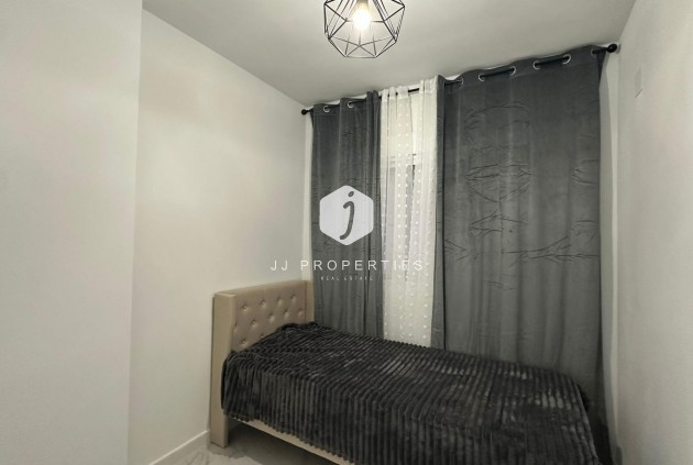 Aus zweiter Hand - Wohnung -
Torrevieja