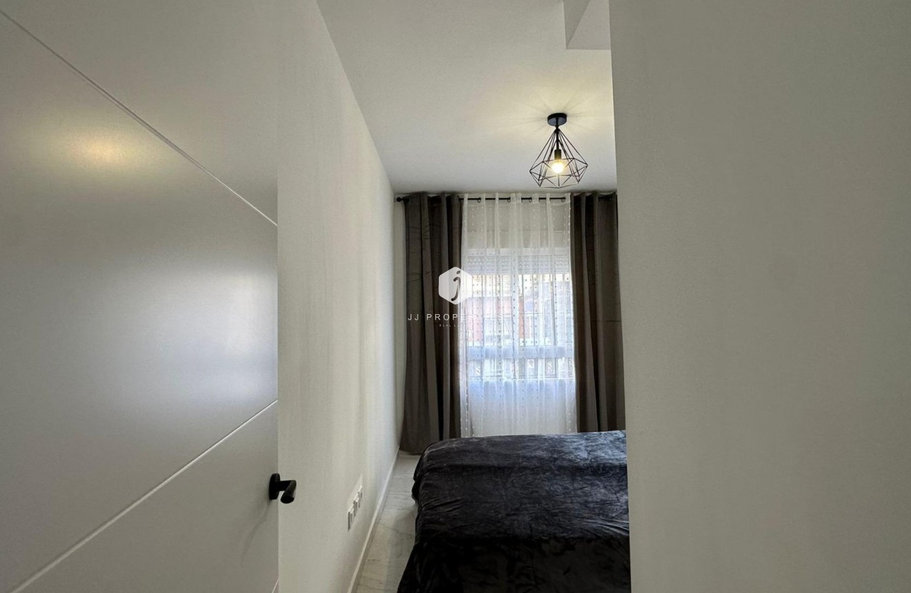 Aus zweiter Hand - Wohnung -
Torrevieja