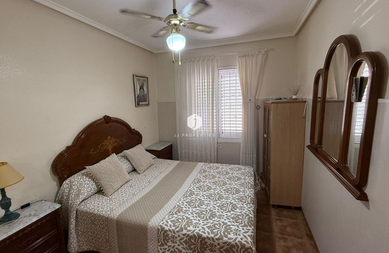 Segunda mano - Duplex -
Torrevieja - Los Frutales