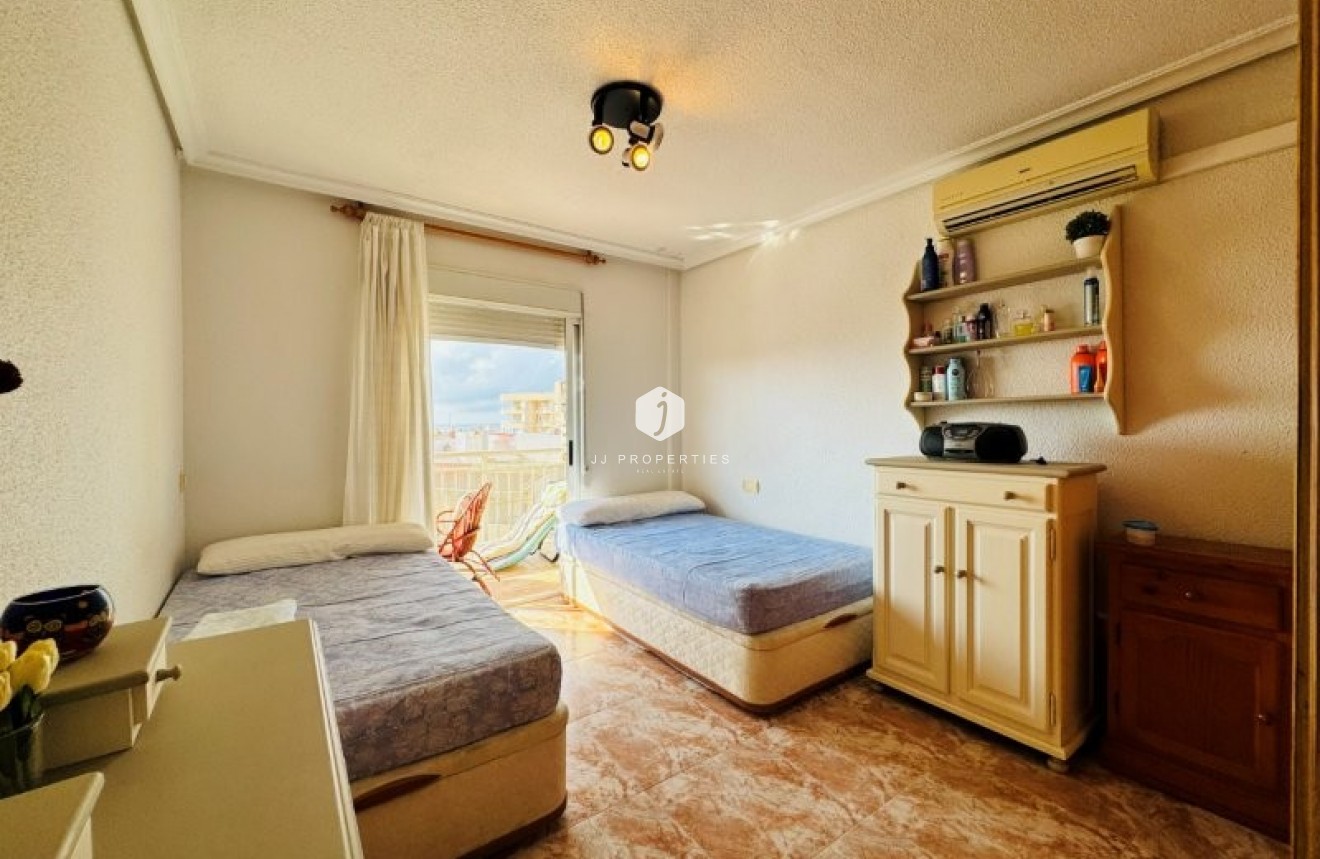 D'occasion - Appartement -
La Mata - Costa Blanca