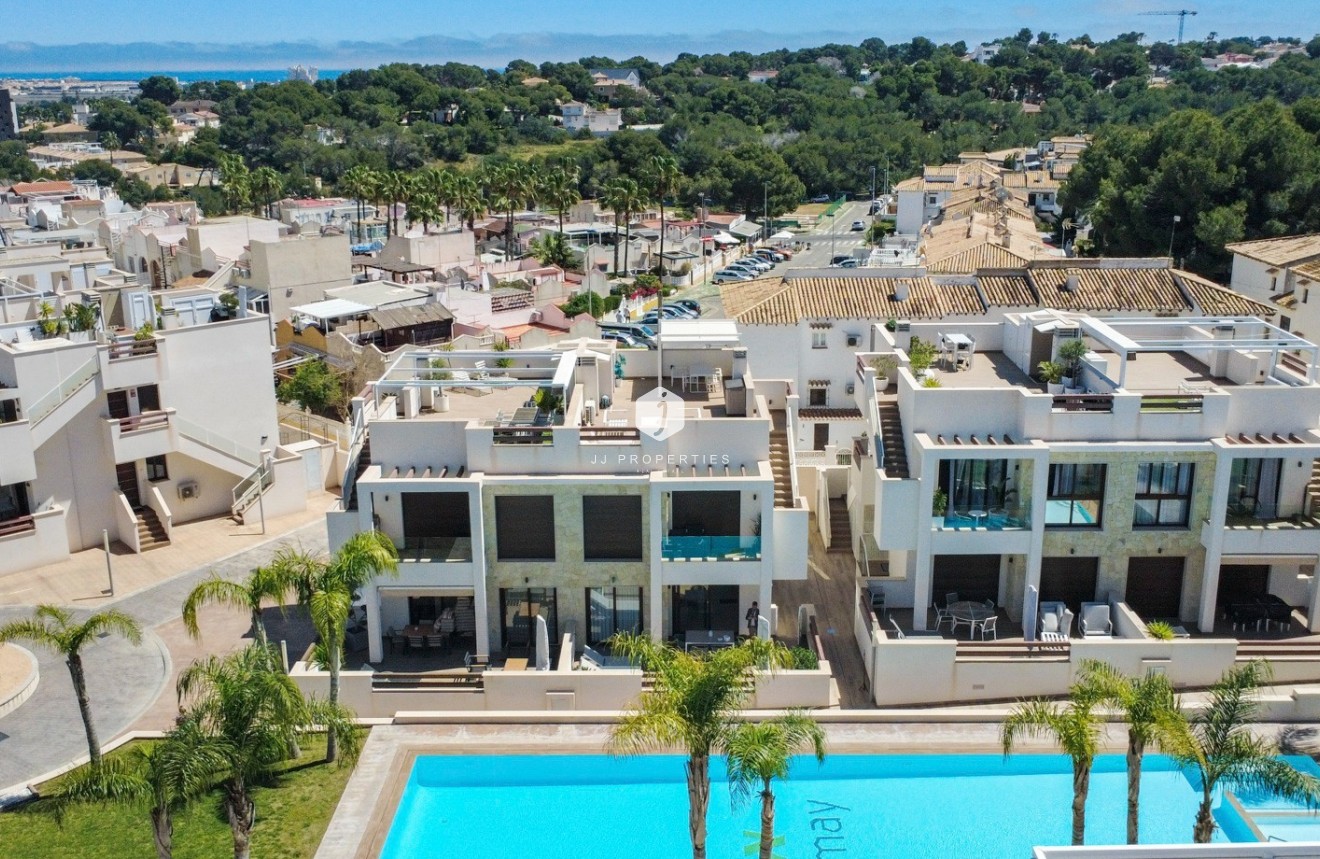 Z drugiej ręki - Mieszkanie w bloku -
Torrevieja - Costa Blanca