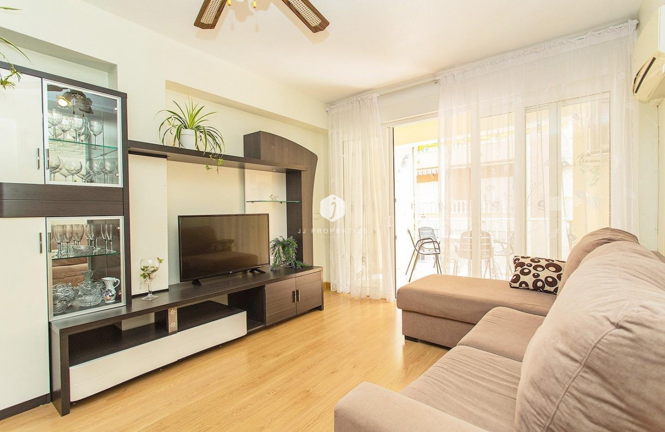 Segunda mano - Apartamento / piso -
Torrevieja - Playa del Cura