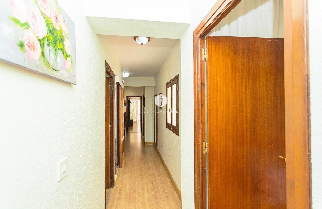 Segunda mano - Apartamento / piso -
Torrevieja - Playa del Cura