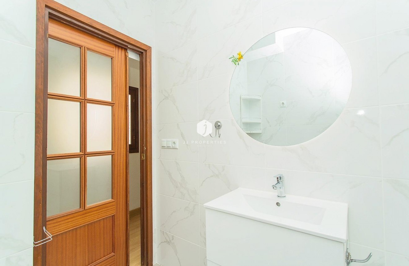 Segunda mano - Apartamento / piso -
Torrevieja - Playa del Cura