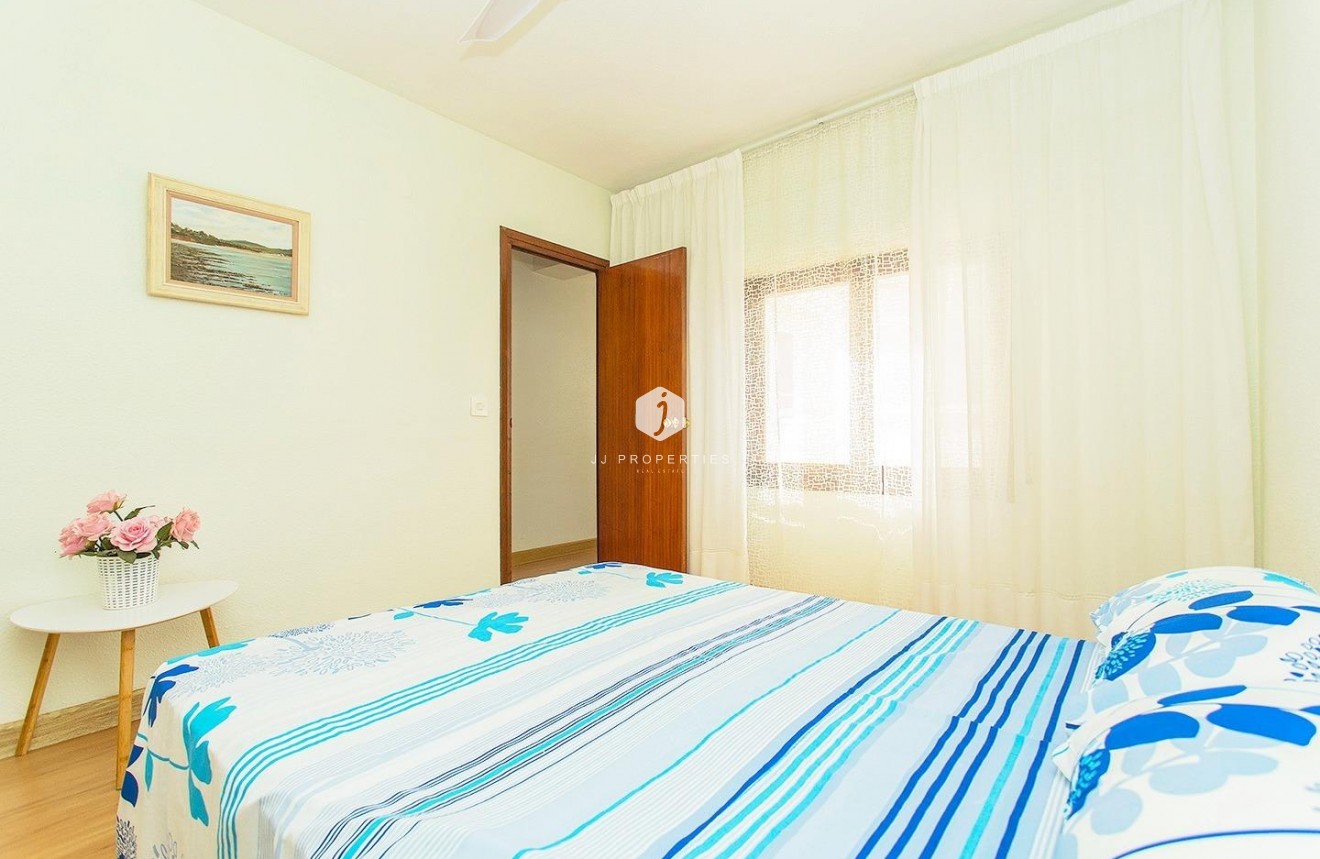 Segunda mano - Apartamento / piso -
Torrevieja - Playa del Cura