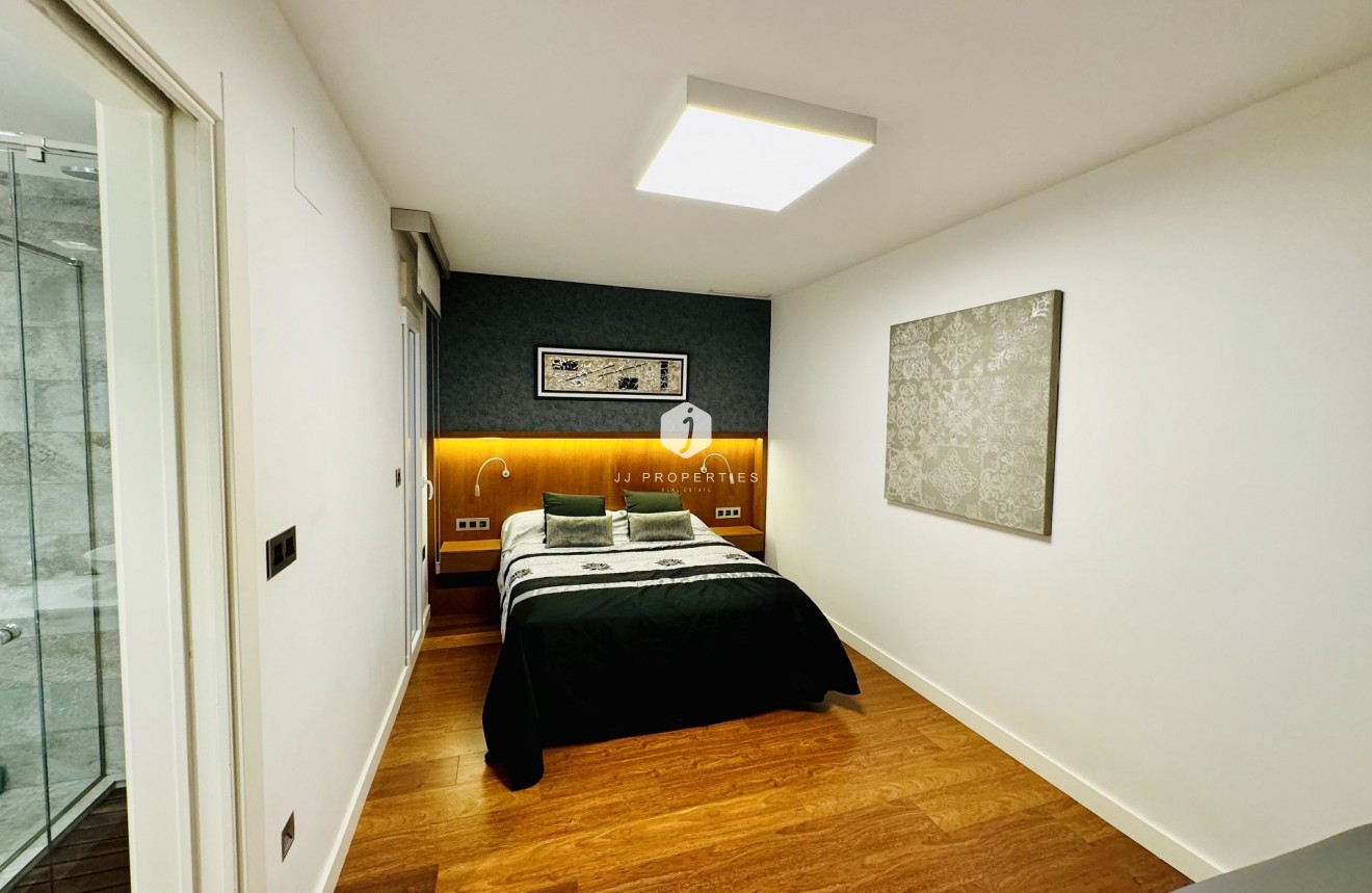 Tweedehands - Appartement / flat -
Torrevieja - Costa Blanca