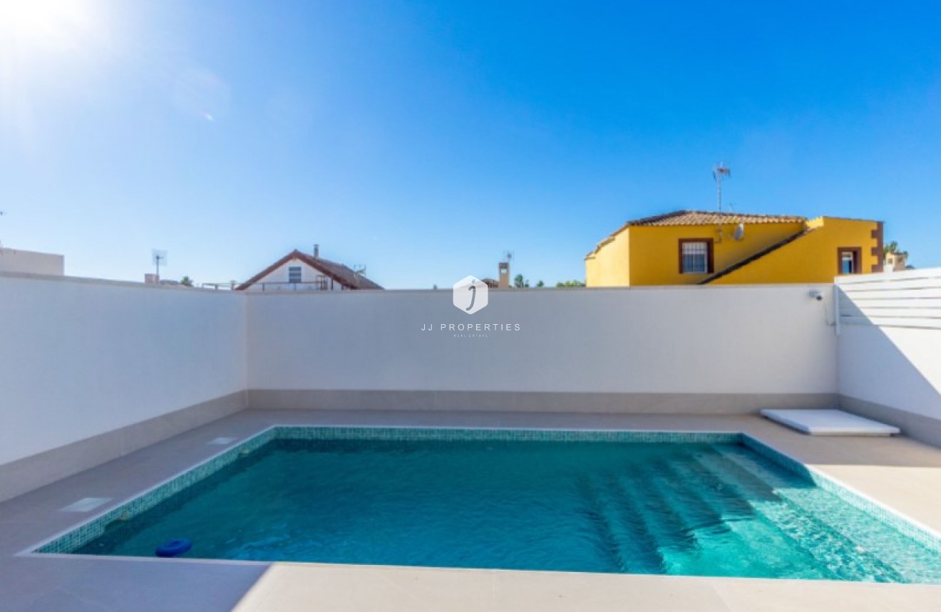 Resale - Villa -
Torrevieja - Costa Blanca