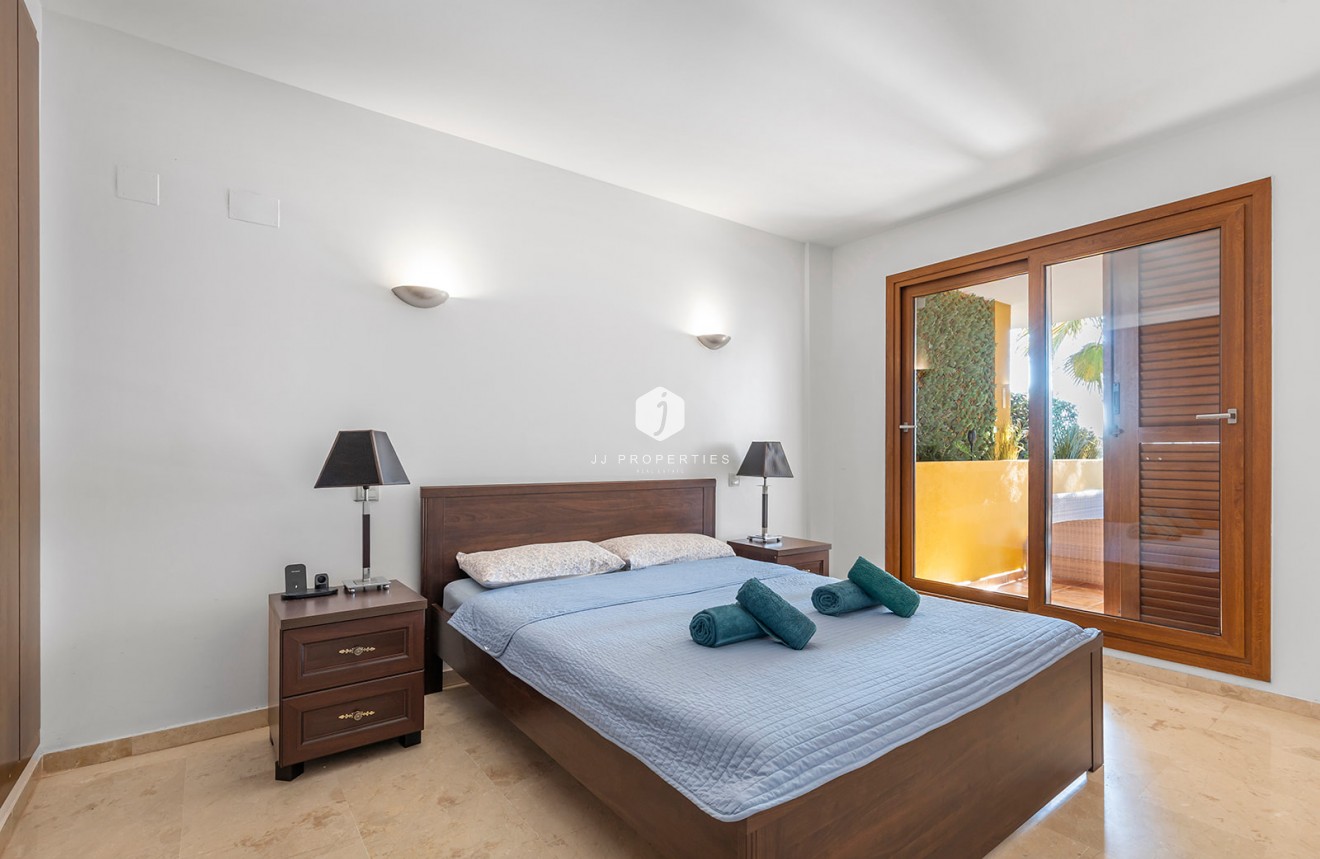 Z drugiej ręki - Mieszkanie w bloku -
Torrevieja - Costa Blanca