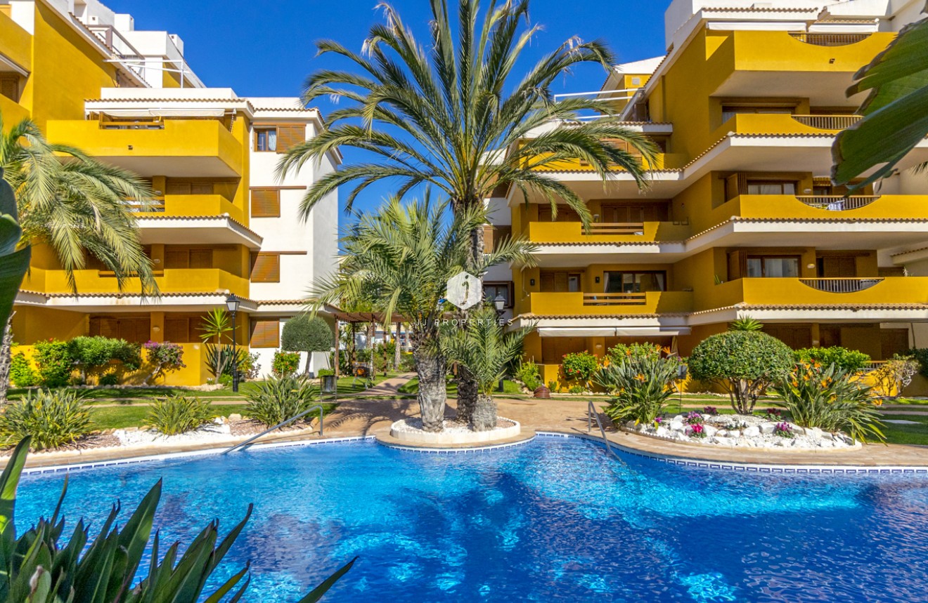 Z drugiej ręki - Mieszkanie w bloku -
Torrevieja - Costa Blanca