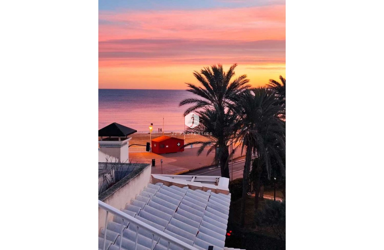 Aus zweiter Hand - Penthouse -
Torrevieja - Playa de los Locos