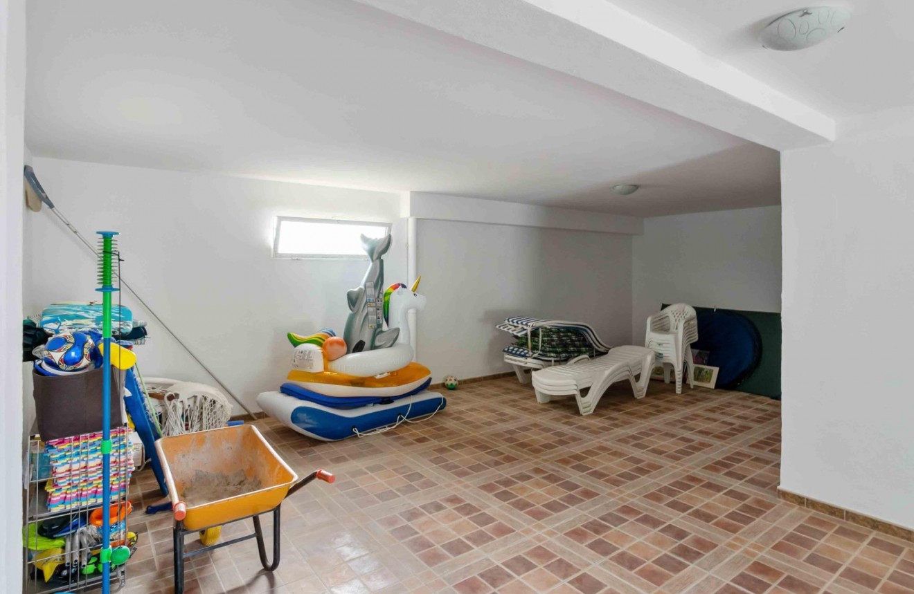 Resale - Casa de campo -
Orihuela - Molins