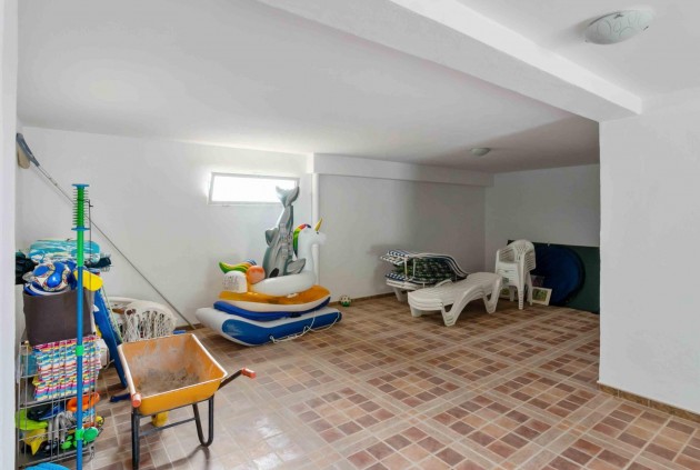 Resale - Casa de campo -
Orihuela - Molins