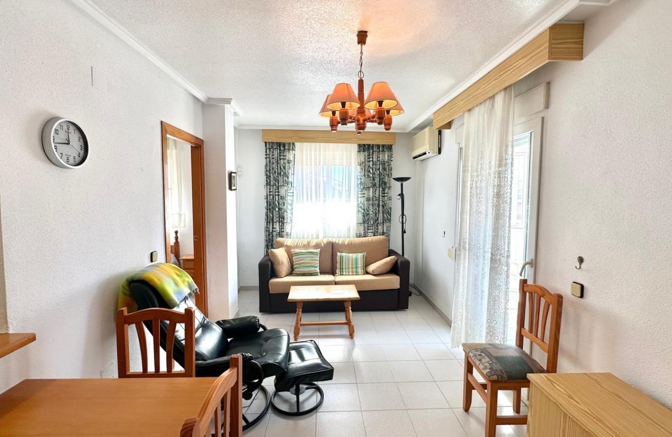 Aus zweiter Hand - Penthouse -
Torrevieja - Acequion