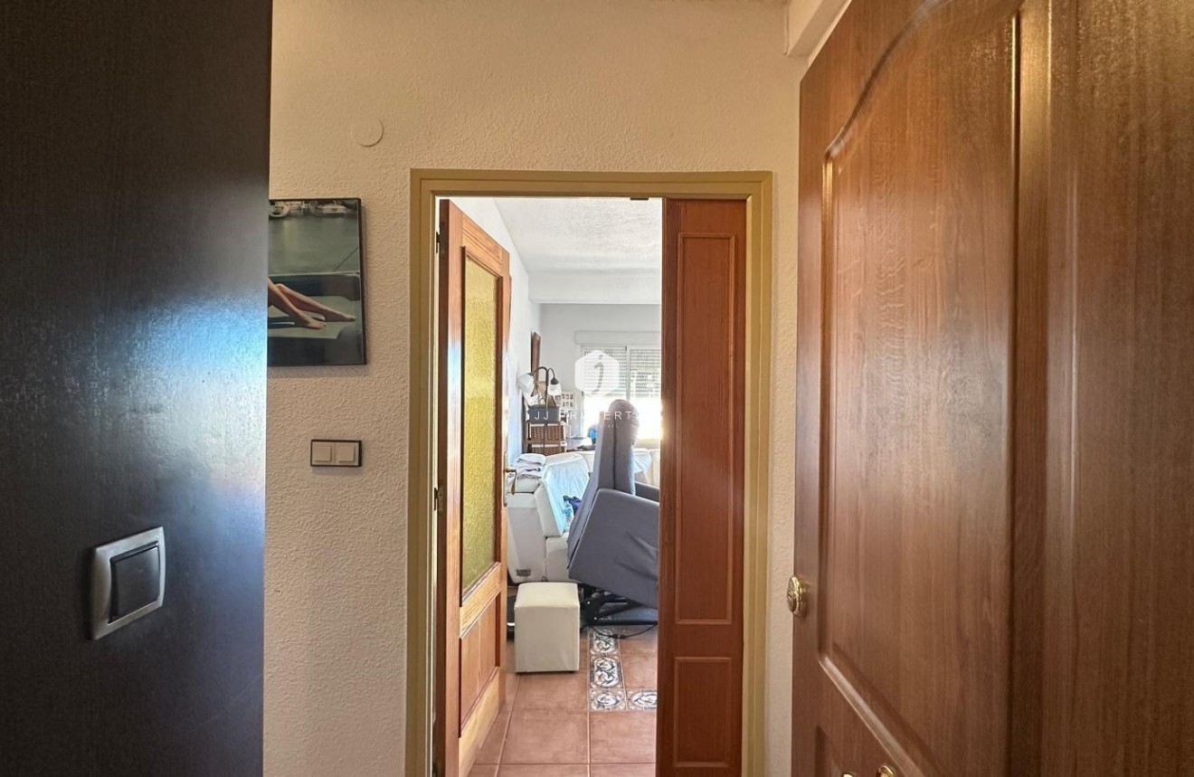 D'occasion - Appartement -
Torrevieja - Estacion de autobuses