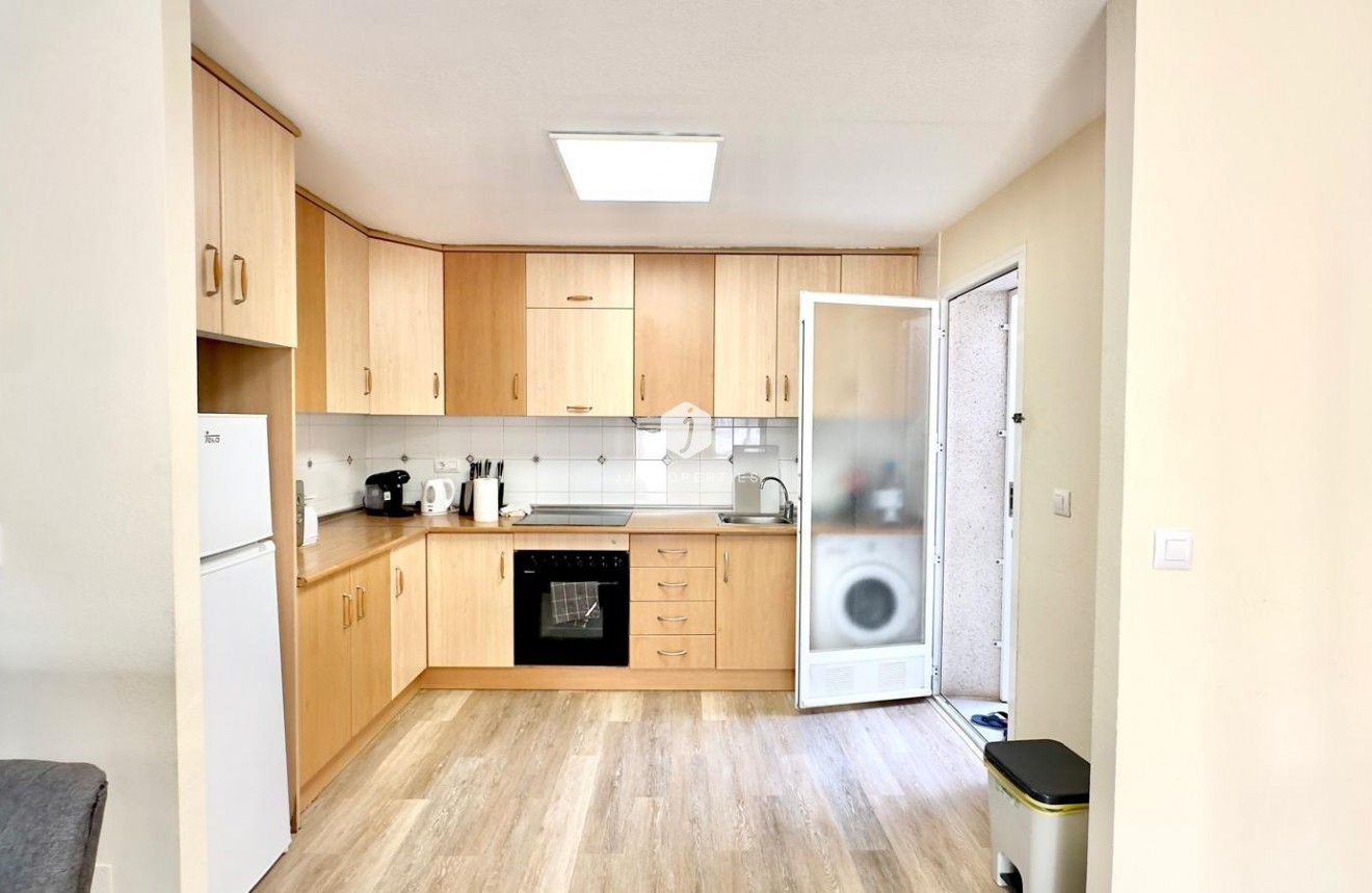 Z drugiej ręki - Bungalow -
Torrevieja - Torreblanca