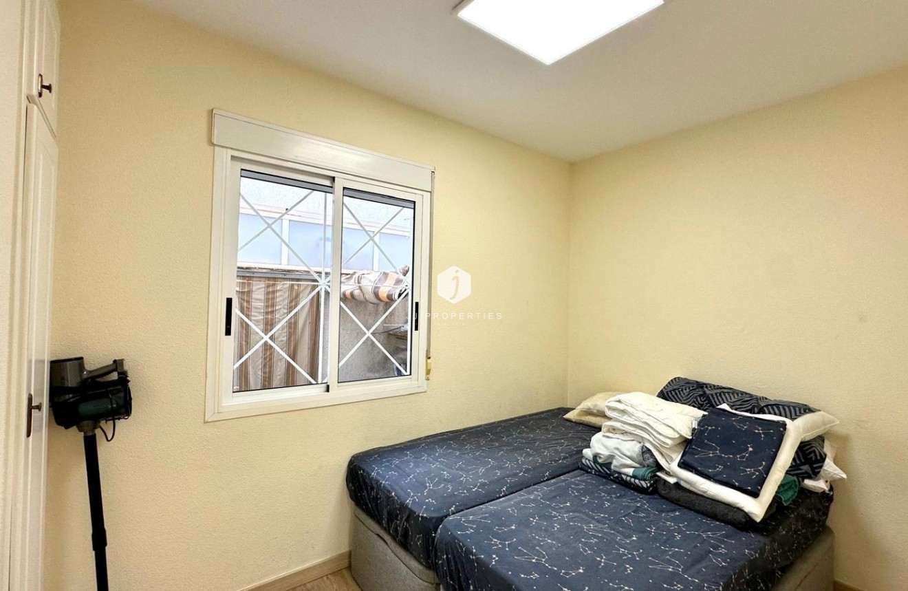 Z drugiej ręki - Bungalow -
Torrevieja - Torreblanca