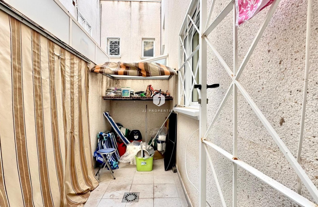 Z drugiej ręki - Bungalow -
Torrevieja - Torreblanca