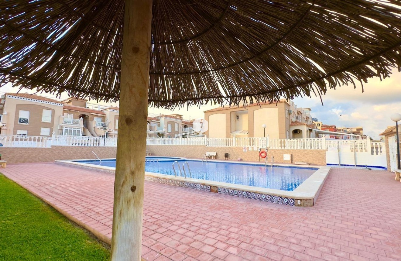 Z drugiej ręki - Bungalow -
Torrevieja - Torreblanca