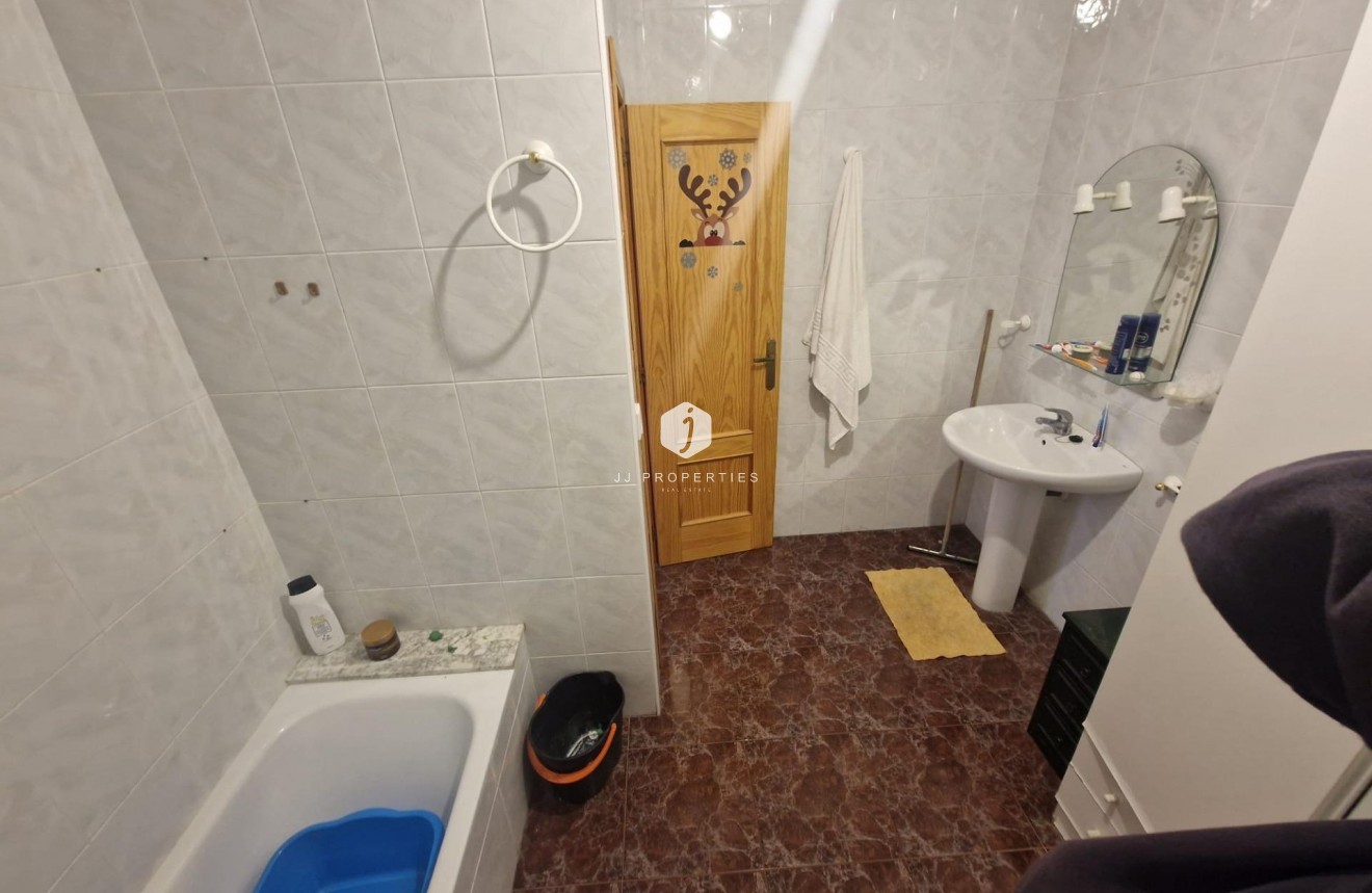 D'occasion - Chalet -
Torrevieja