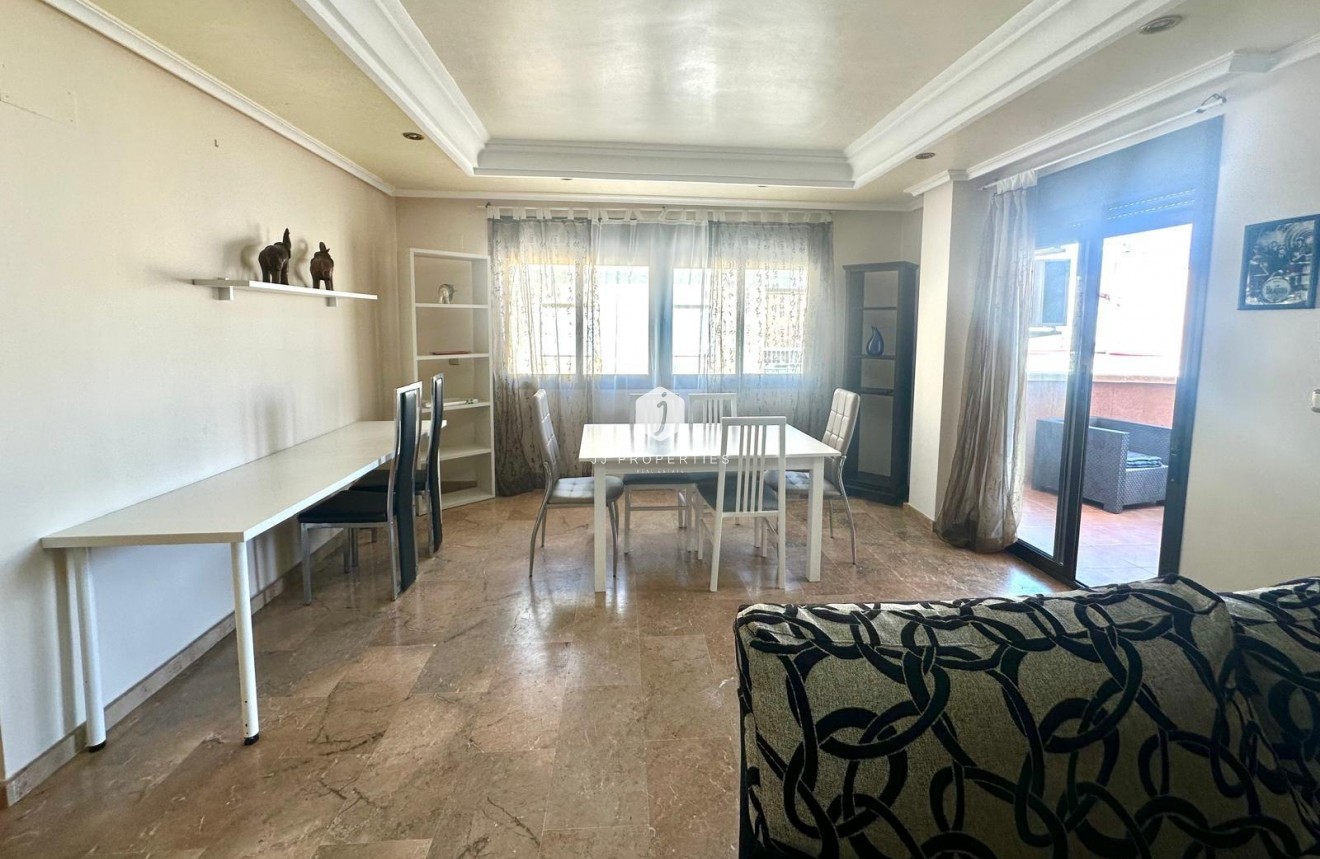 Aus zweiter Hand - Wohnung -
Torrevieja