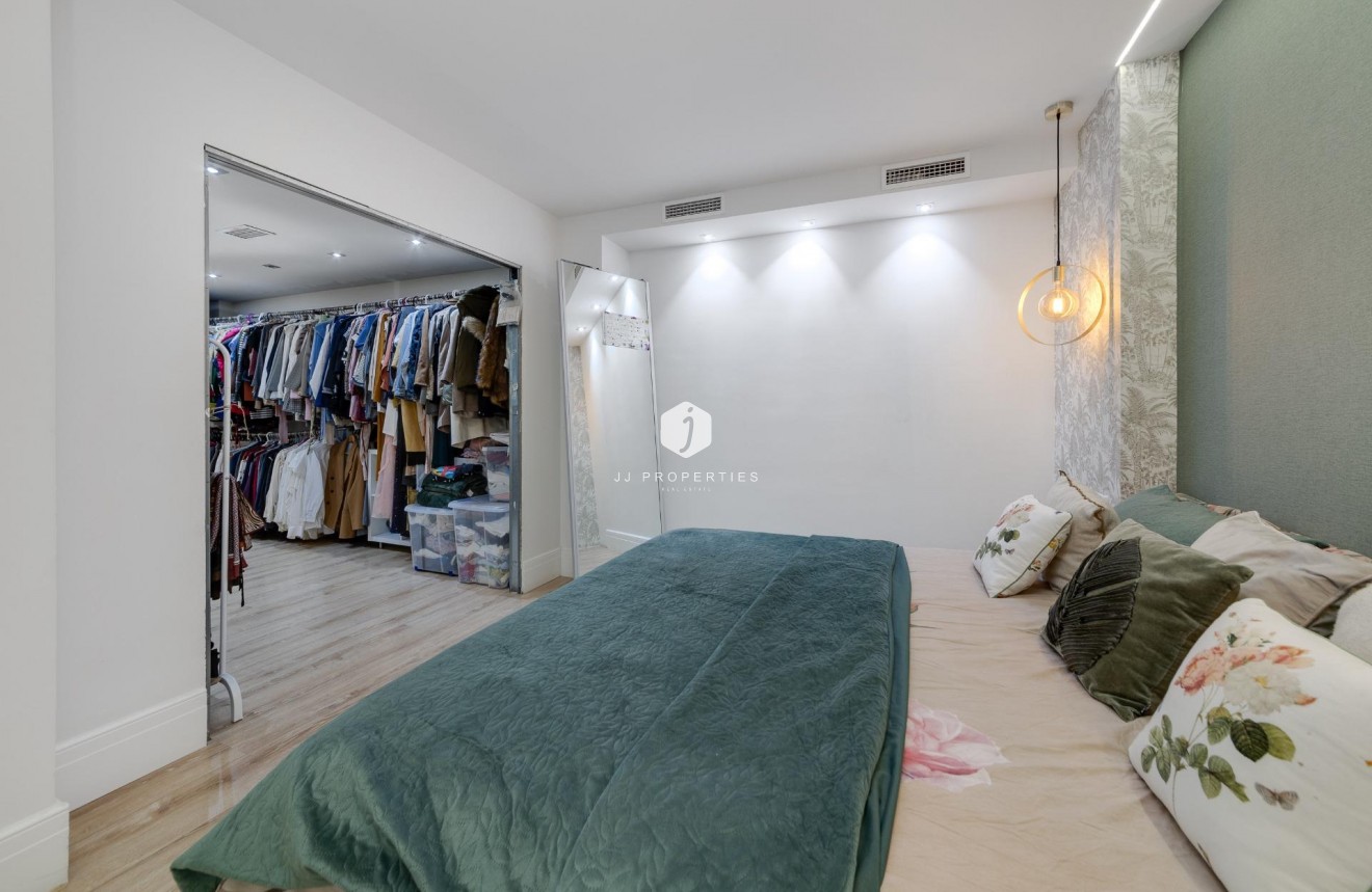 Segunda mano - Apartamento / piso -
Torrevieja - Playa del Cura