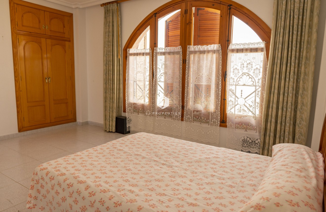 Tweedehands - Penthouse -
Torrevieja - Playa del Cura