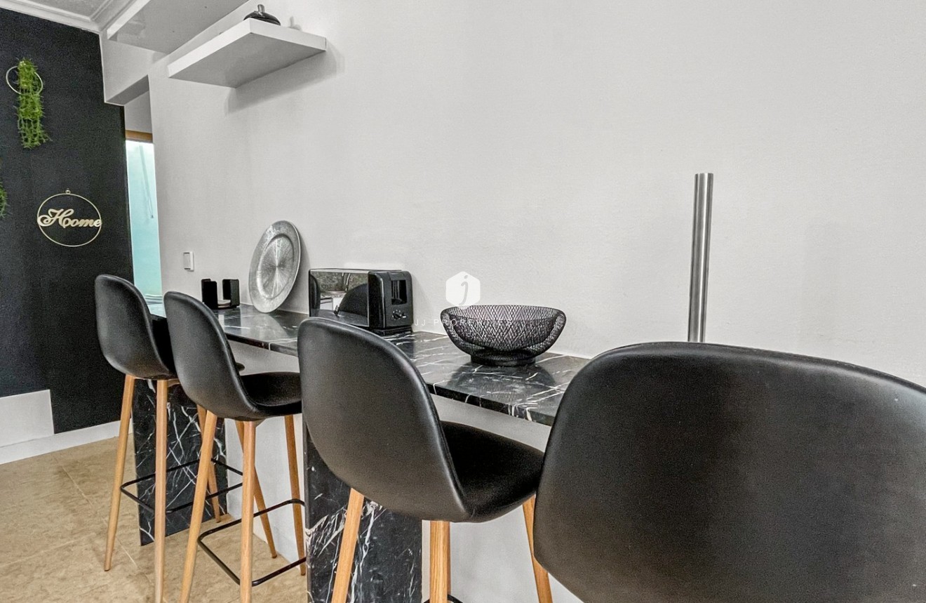D'occasion - Bungalow -
Torrevieja - Costa Blanca