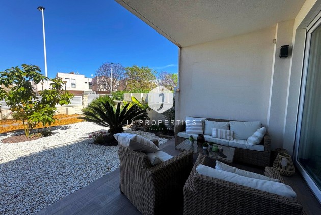 Resale - Apartment / flat -
Torrevieja - Torreta Florida