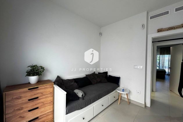 Resale - Apartment / flat -
Torrevieja - Torreta Florida