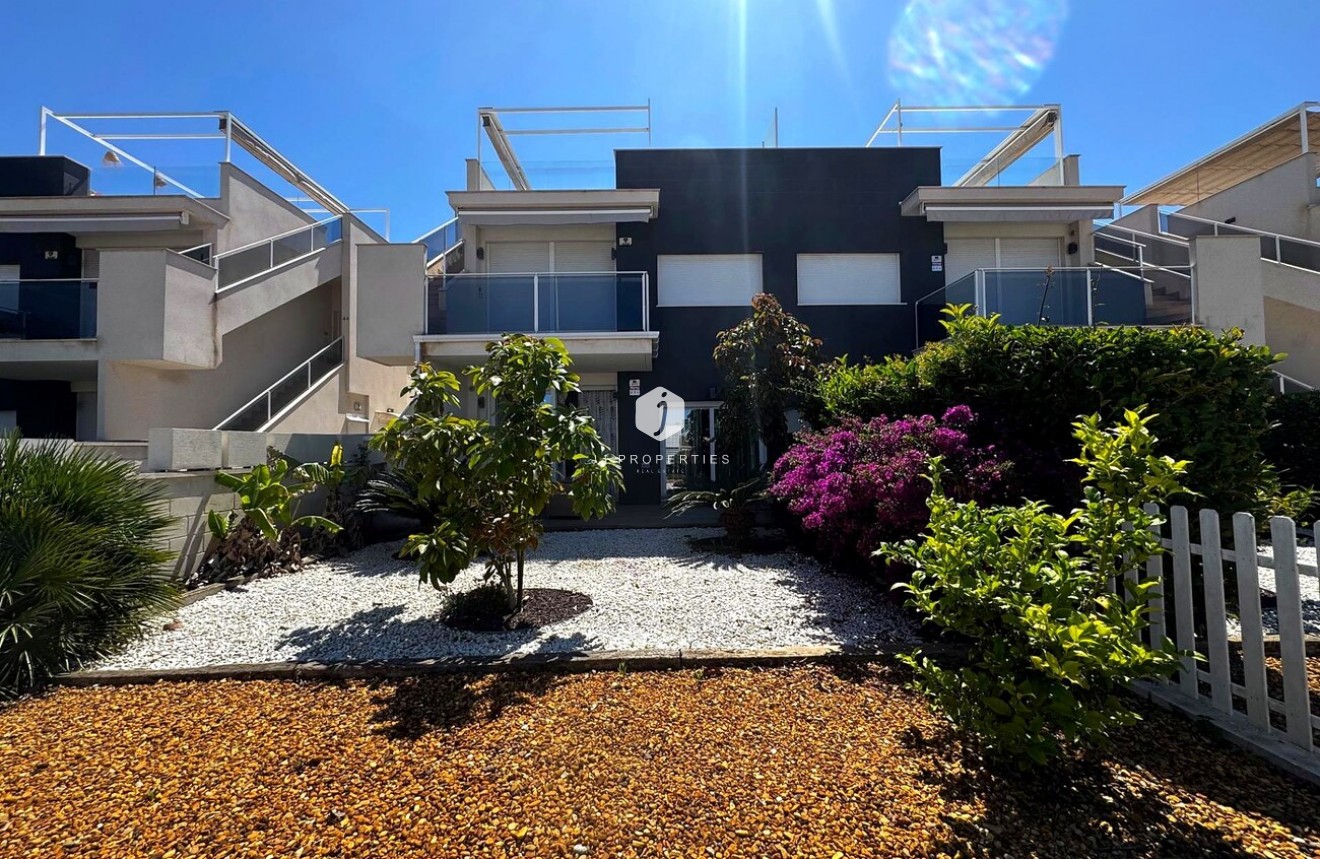 Resale - Apartment / flat -
Torrevieja - Torreta Florida