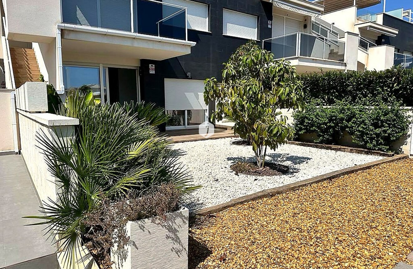 Resale - Apartment / flat -
Torrevieja - Torreta Florida