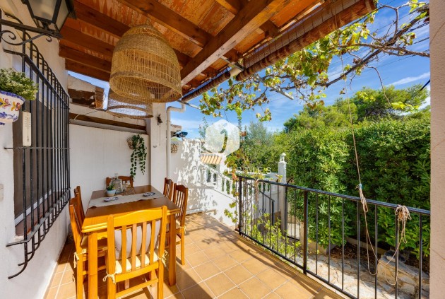 Z drugiej ręki - Bungalow -
Torrevieja - Los Balcones