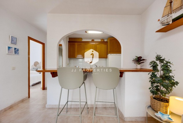 Z drugiej ręki - Bungalow -
Torrevieja - Los Balcones