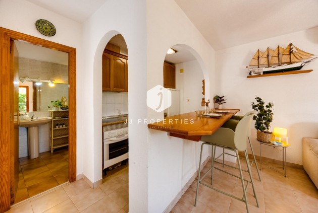 Z drugiej ręki - Bungalow -
Torrevieja - Los Balcones