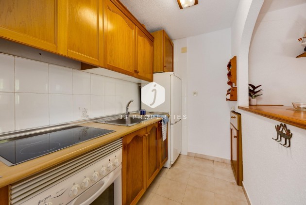 Z drugiej ręki - Bungalow -
Torrevieja - Los Balcones
