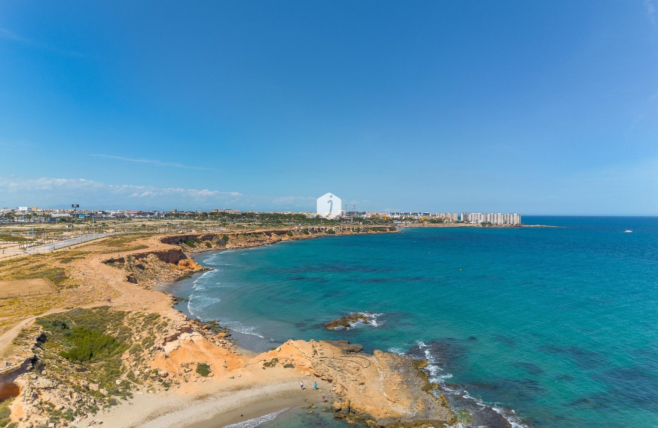 Z drugiej ręki - Bungalow -
Torrevieja - Los Balcones