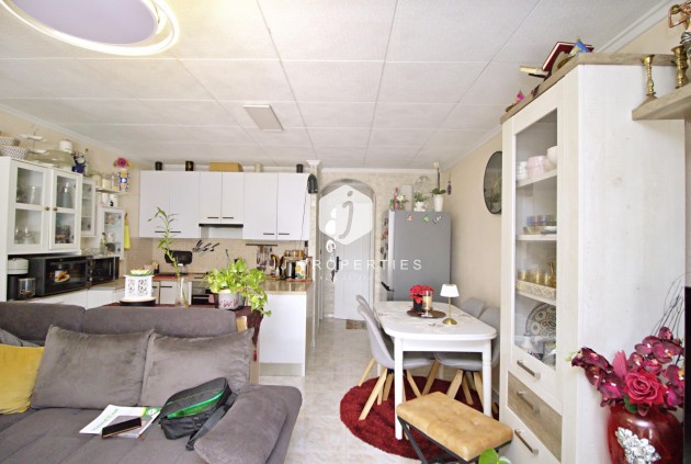 Resale - Chalet -
Torrevieja - San luis