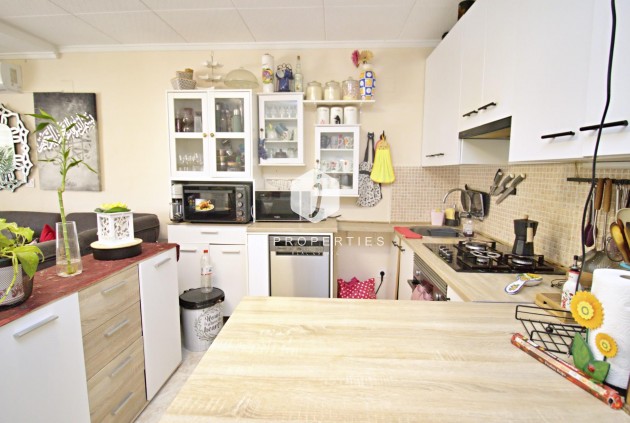 Resale - Chalet -
Torrevieja - San luis