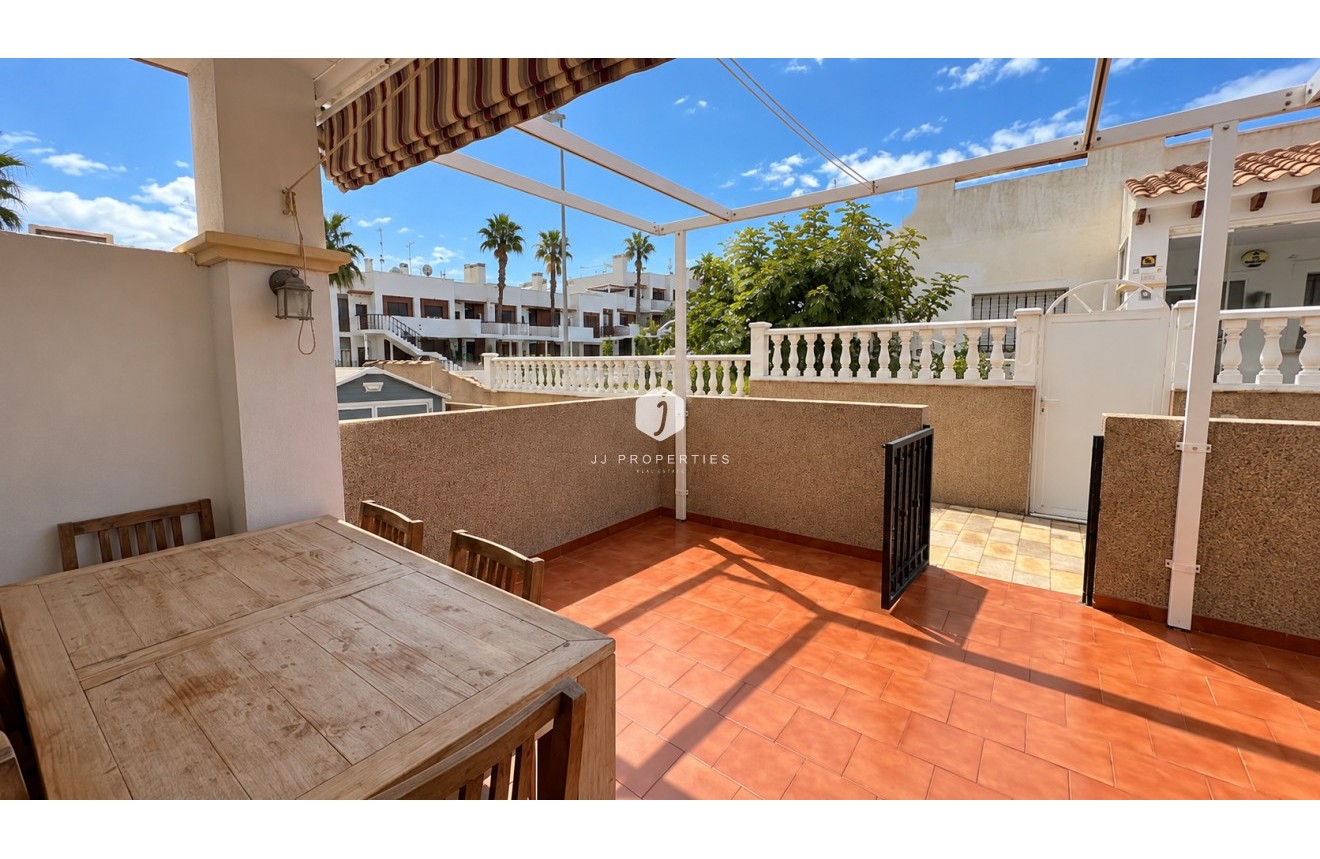 Resale - Bungalow -
Punta Prima - Costa Blanca