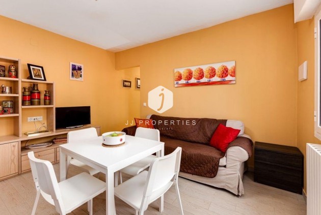 Resale - Villa -
Torrevieja - El chaparral