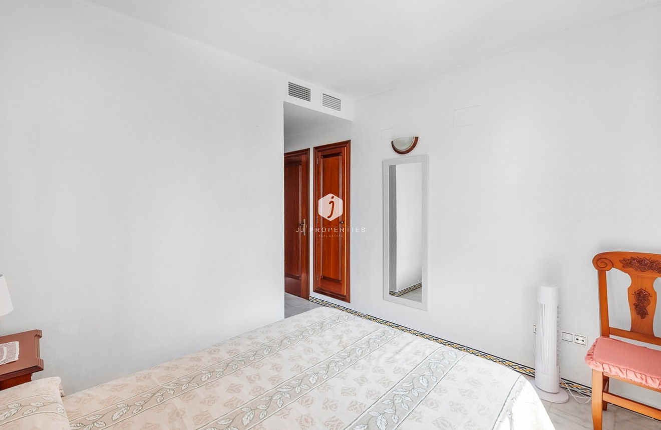Resale - Apartment / flat -
Torrevieja - Costa Blanca
